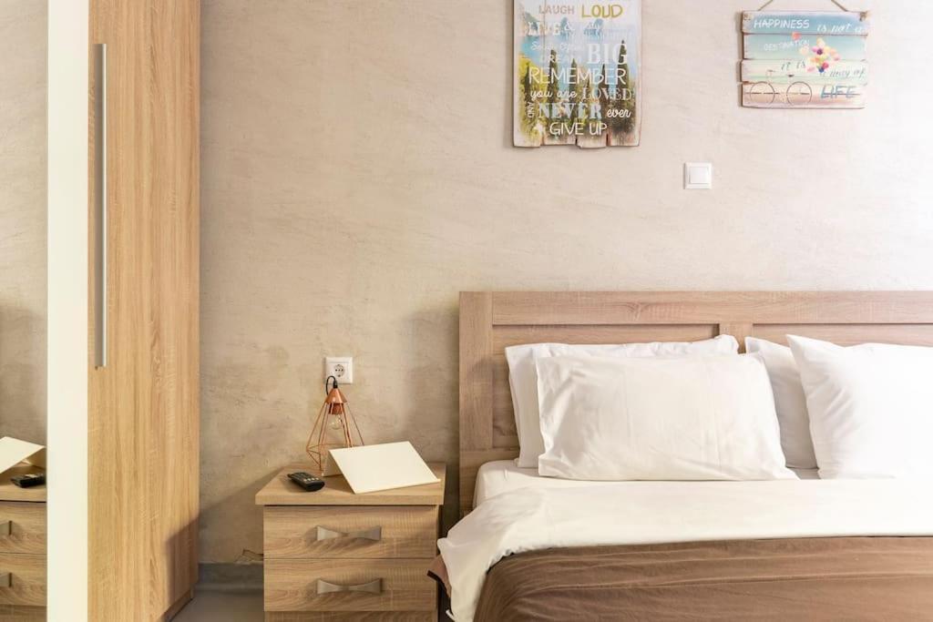 Cute Full Apt W/Backyard In Paleo Faliro Athen Eksteriør bilde
